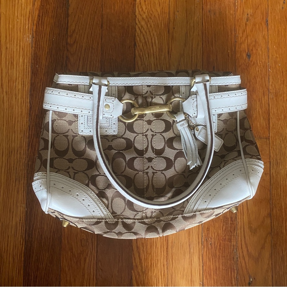 COACH coach medium carryall tote bag signature white x brown 10507